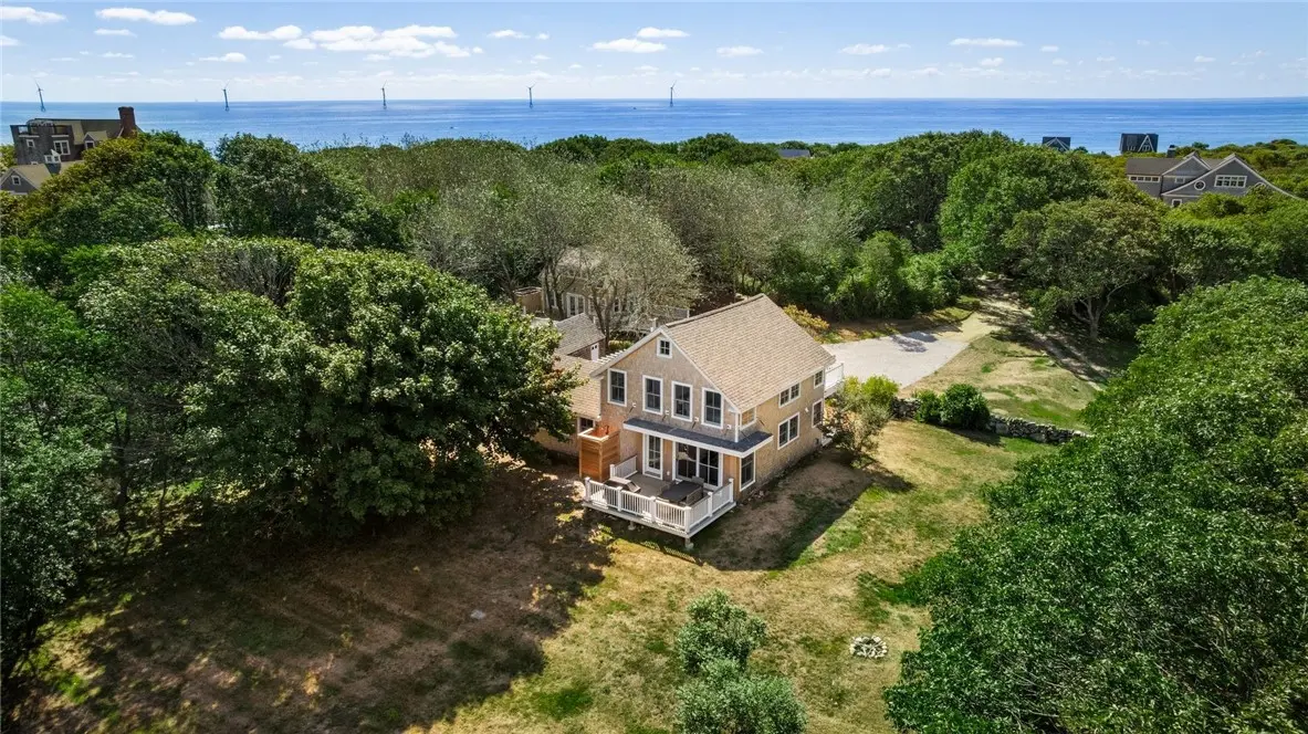 804 Mohegan Trl, Block Island