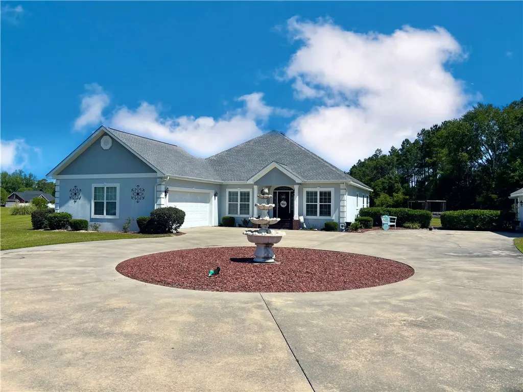 2604 Granite Way, Blackshear