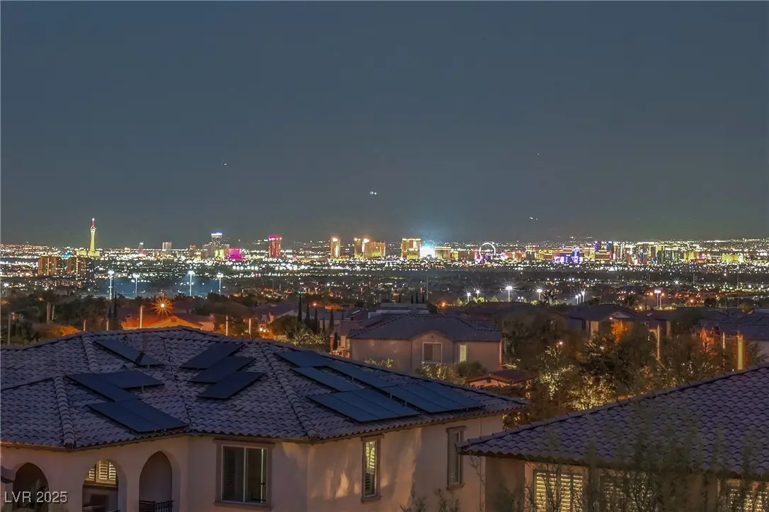 Photo of Listing #2715151