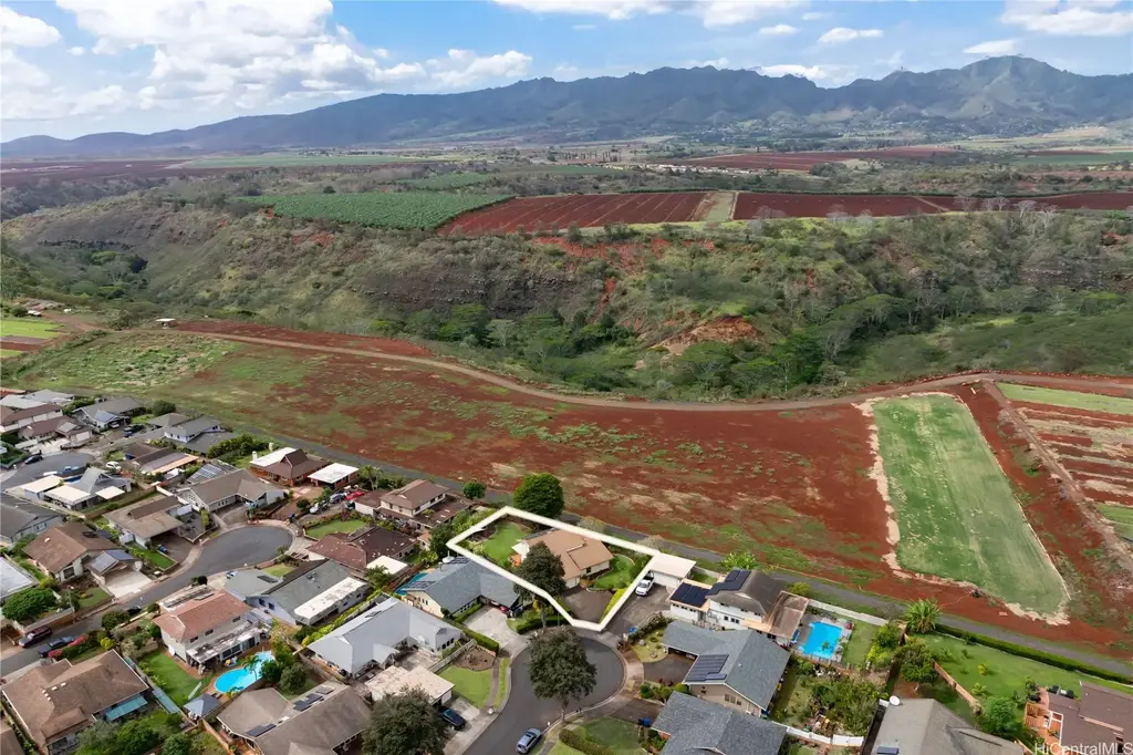 94-641 Hikianalia Place, Mililani