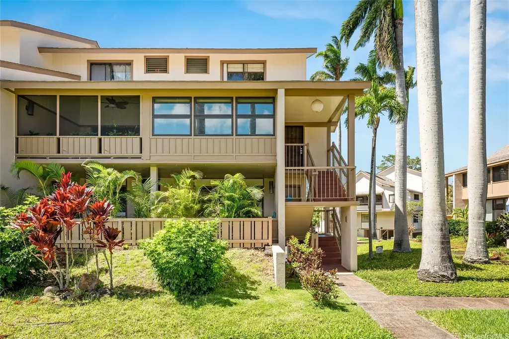 95-142 Kuahelani Avenue # 251, Mililani