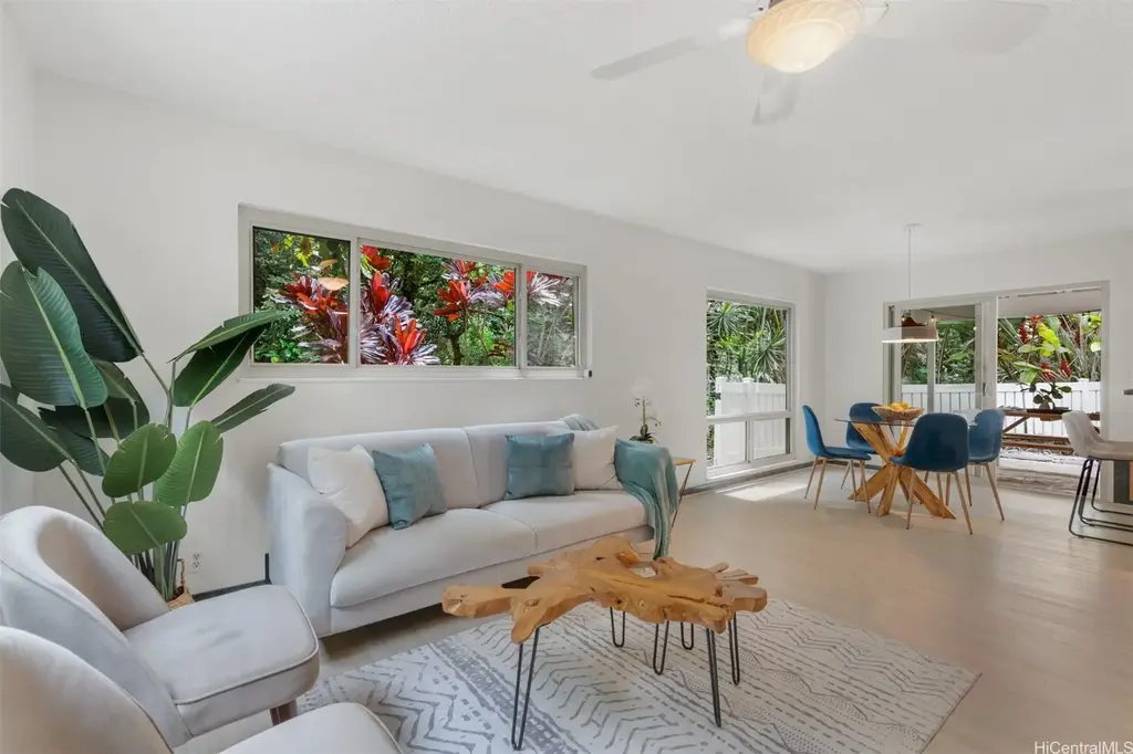 47-129 Heno Place, Kaneohe