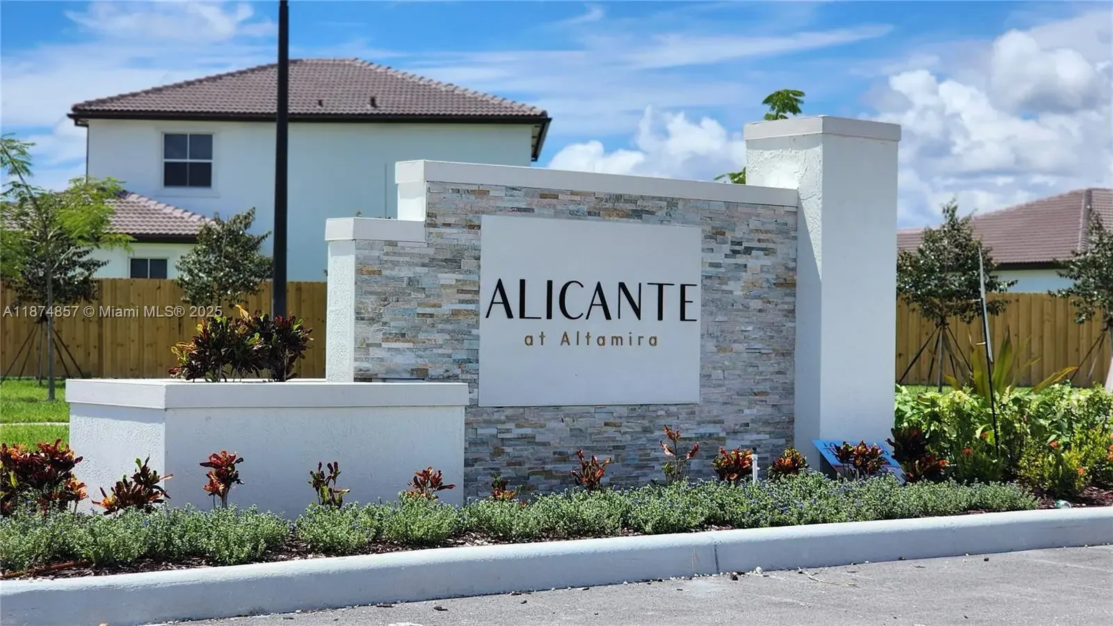 Photo of Listing #A11874857