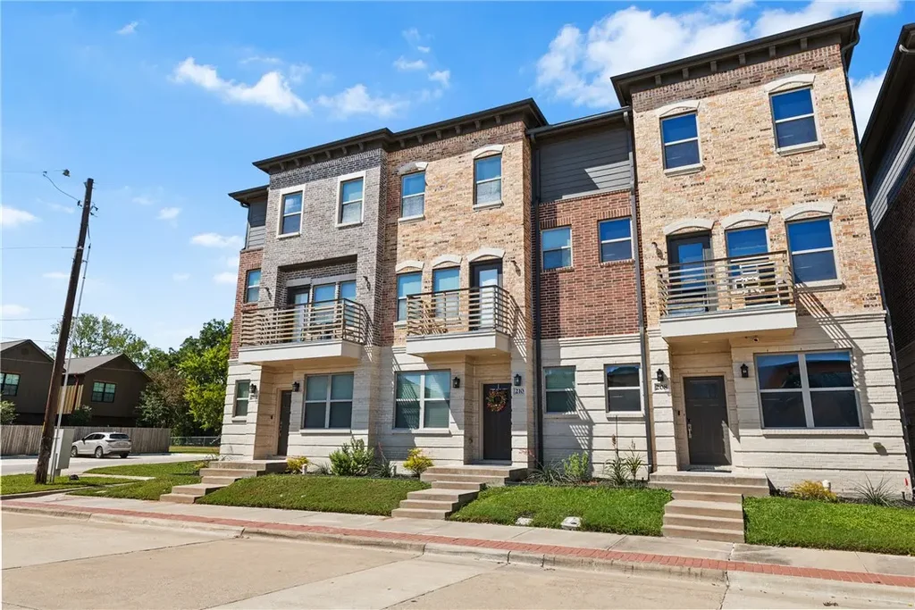 210 W 31st Street, Bryan