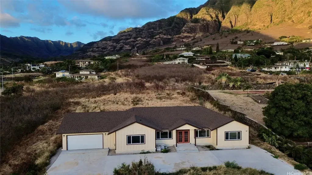 84-920 Moaelehua Street, Waianae