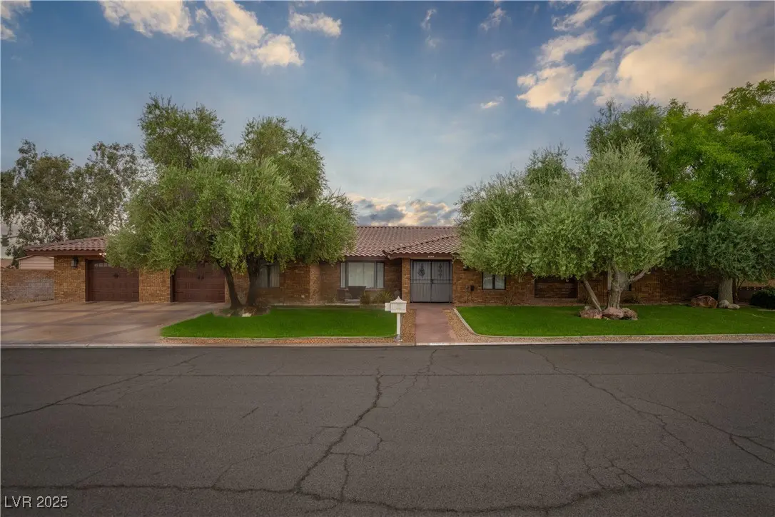 Photo of Listing #2716963