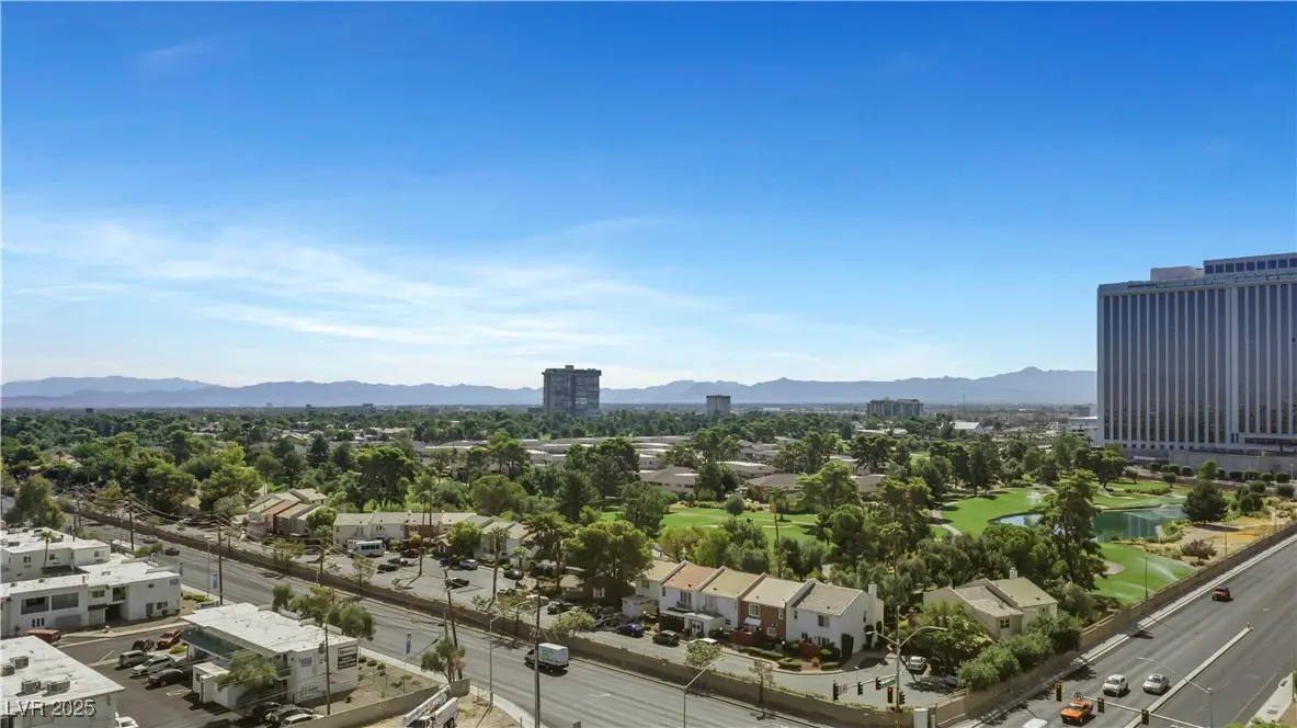 Photo of Listing #2717182