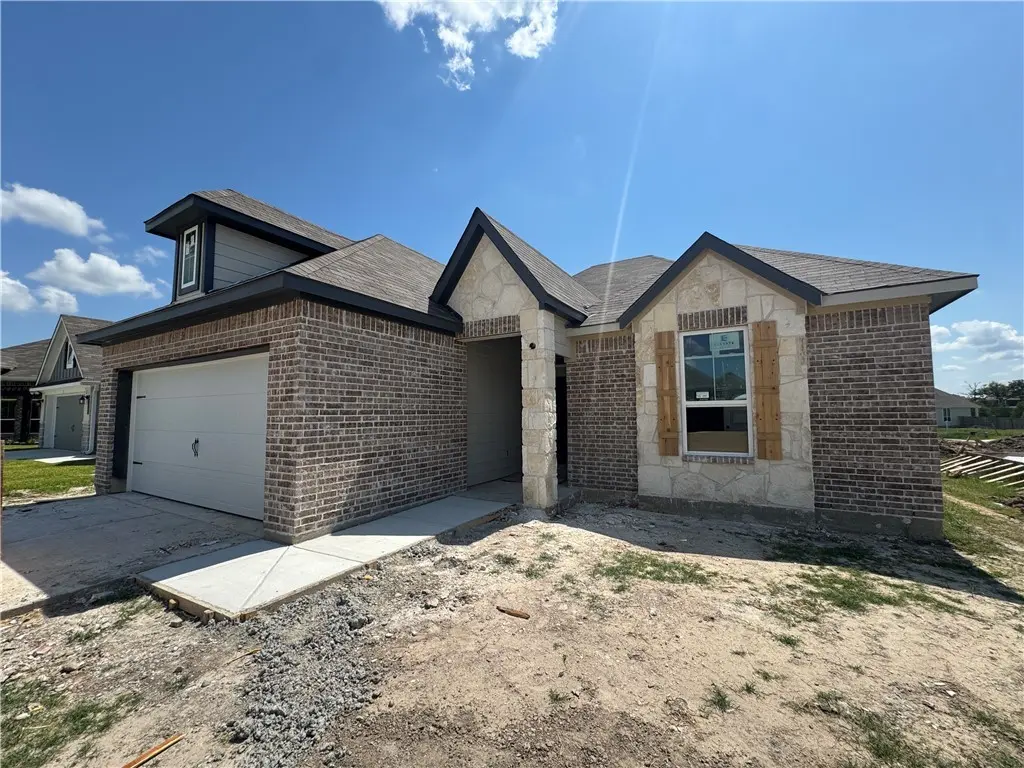 2207 Hall Of Fame Court, Bryan