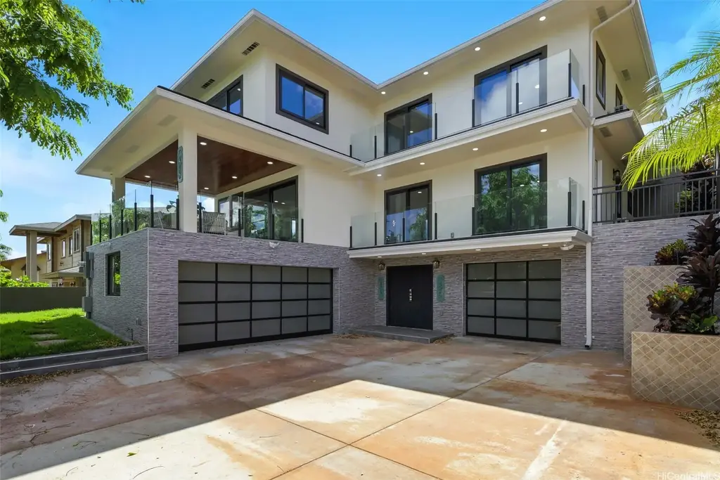 92-1222 Pueonani Street, Kapolei