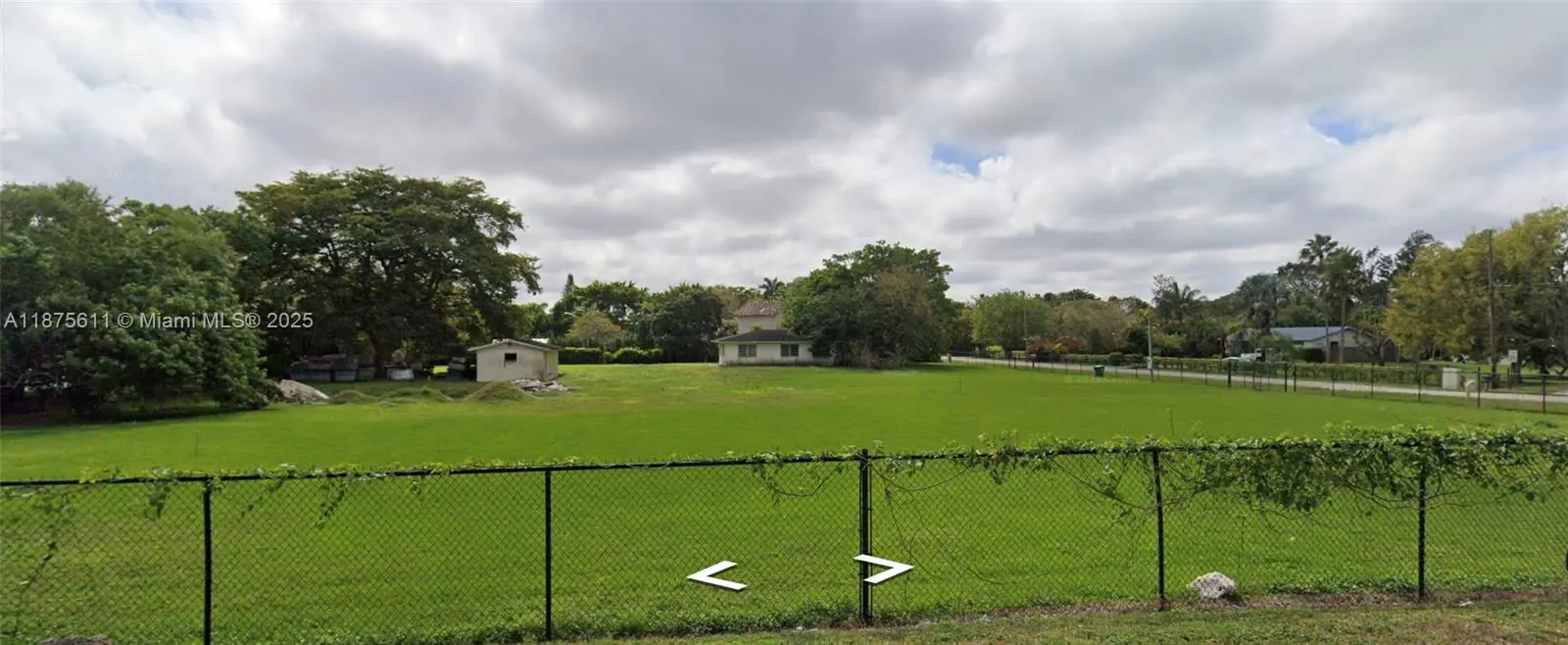 Photo of Listing #A11875611