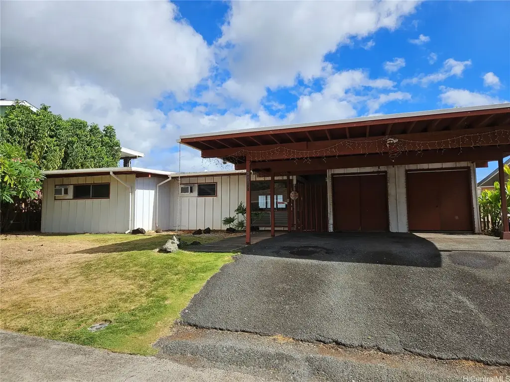 98-835 Iliee Street, Aiea