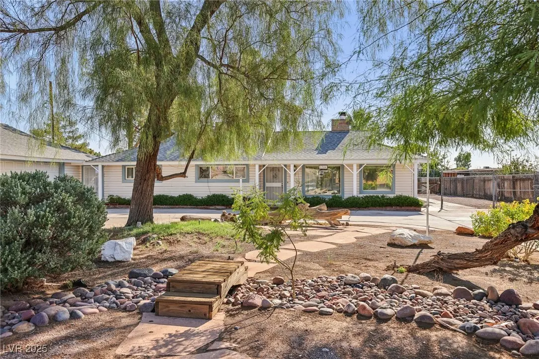 Photo of Listing #2716555