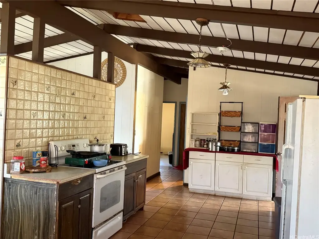 2310 Apoepoe Street, Pearl City