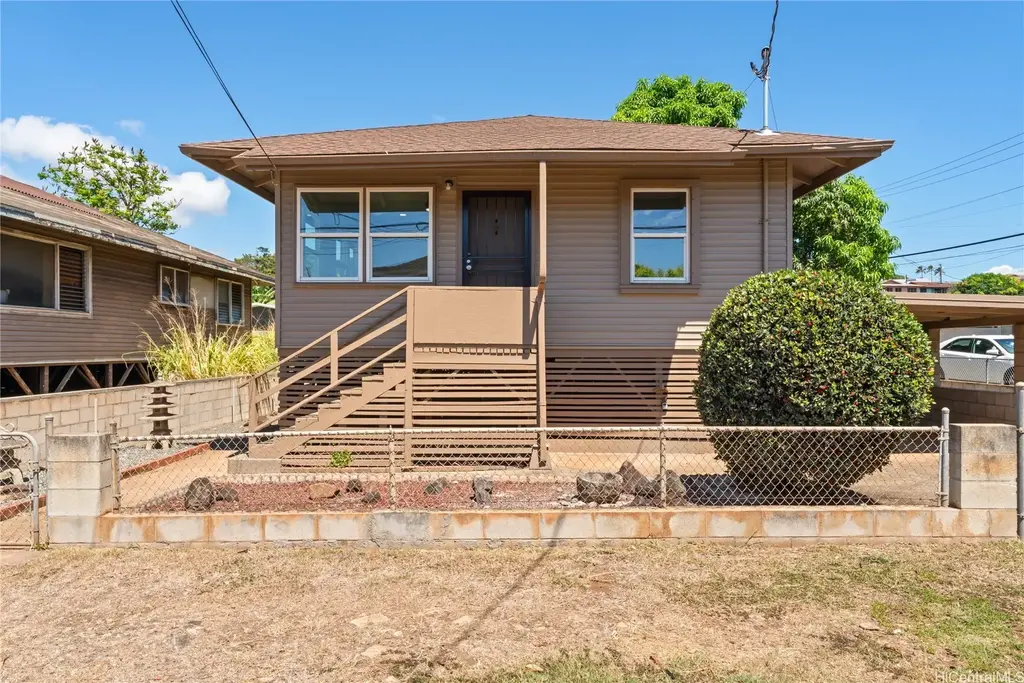 99-42 Kauhale Street, Aiea