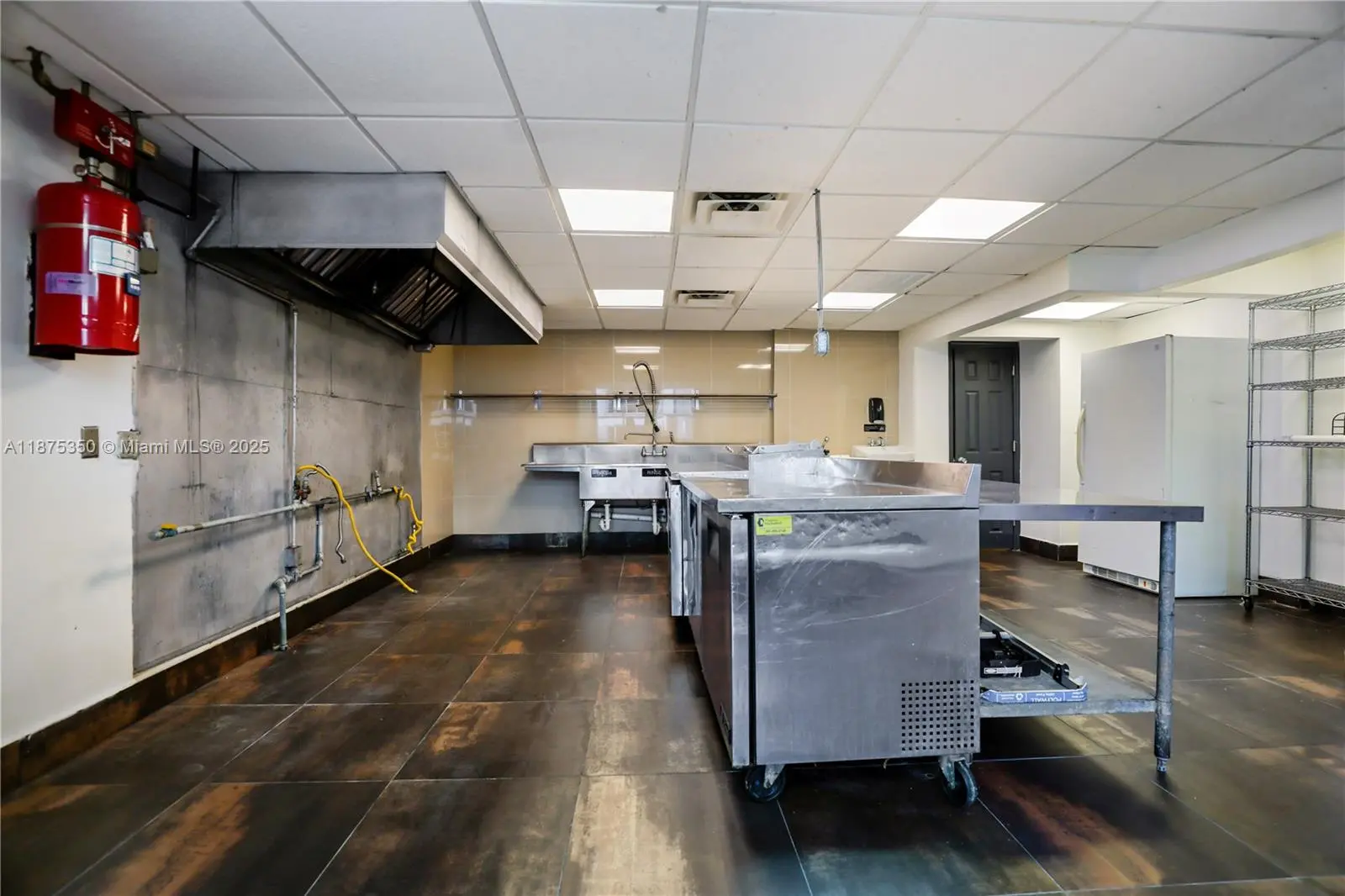 Photo of Listing #A11875350