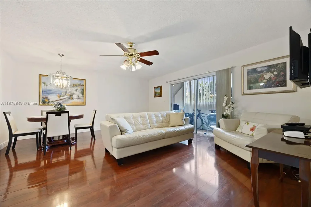 8260 Sw 24th St 6110, North Lauderdale