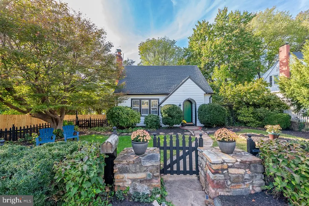 222 Locust St, Warrenton