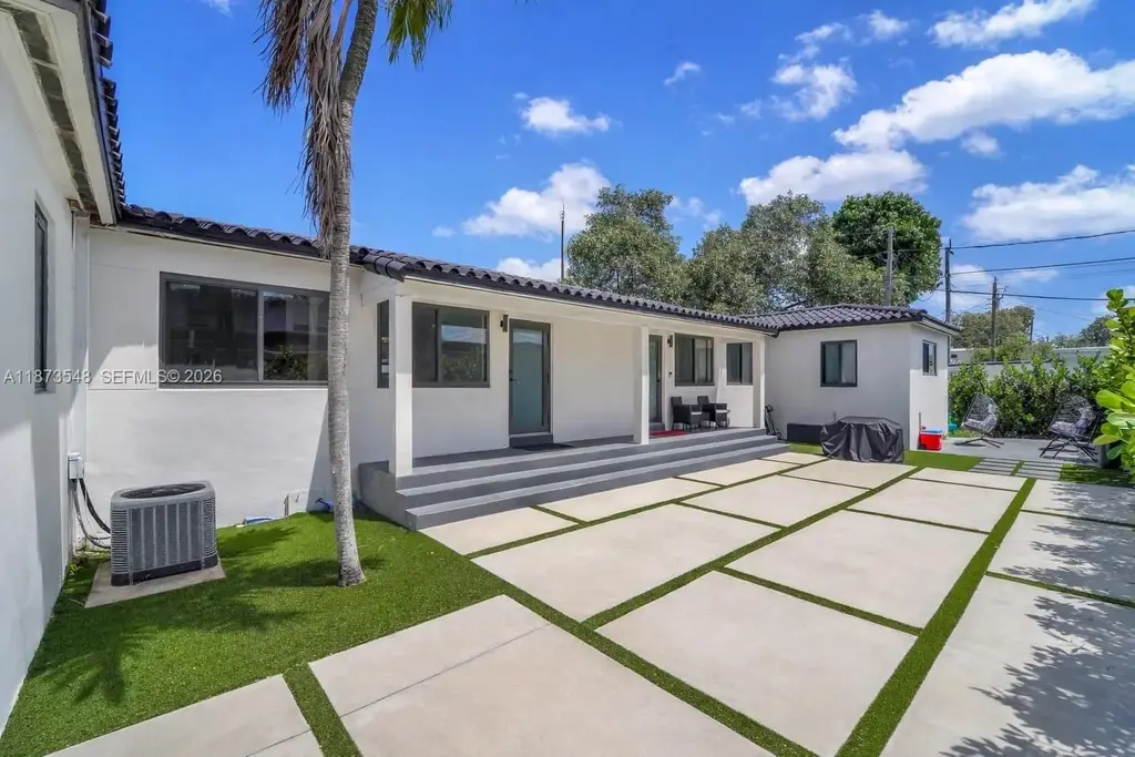 621 Sw 33rd Avenue, Miami