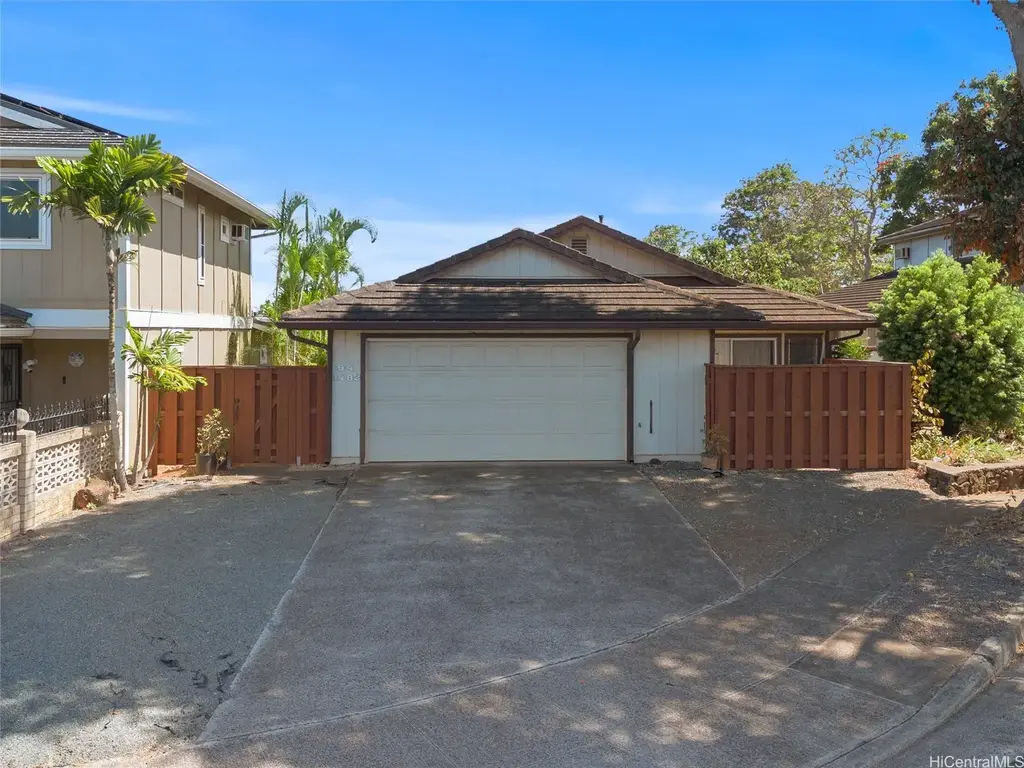 94-1482 Manao Street, Waipahu