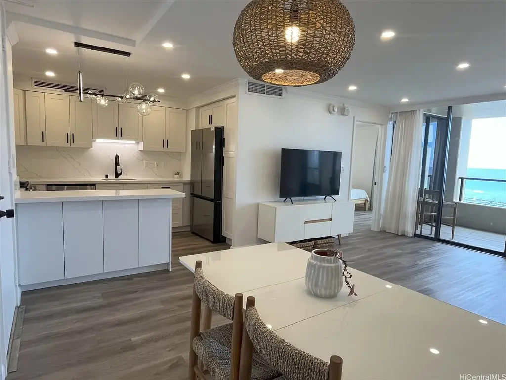 1650 Ala Moana Boulevard # 2803, Honolulu