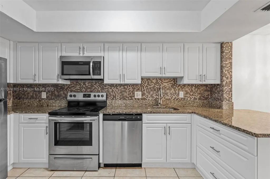 2607 Nw 47th Ln 3304, Lauderdale Lakes