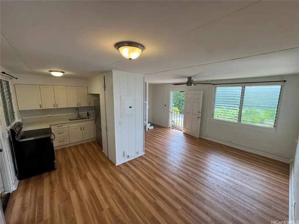 3630 Maunalei Avenue # B, Honolulu