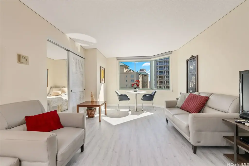 1314 Kalakaua Avenue # 1407, Honolulu