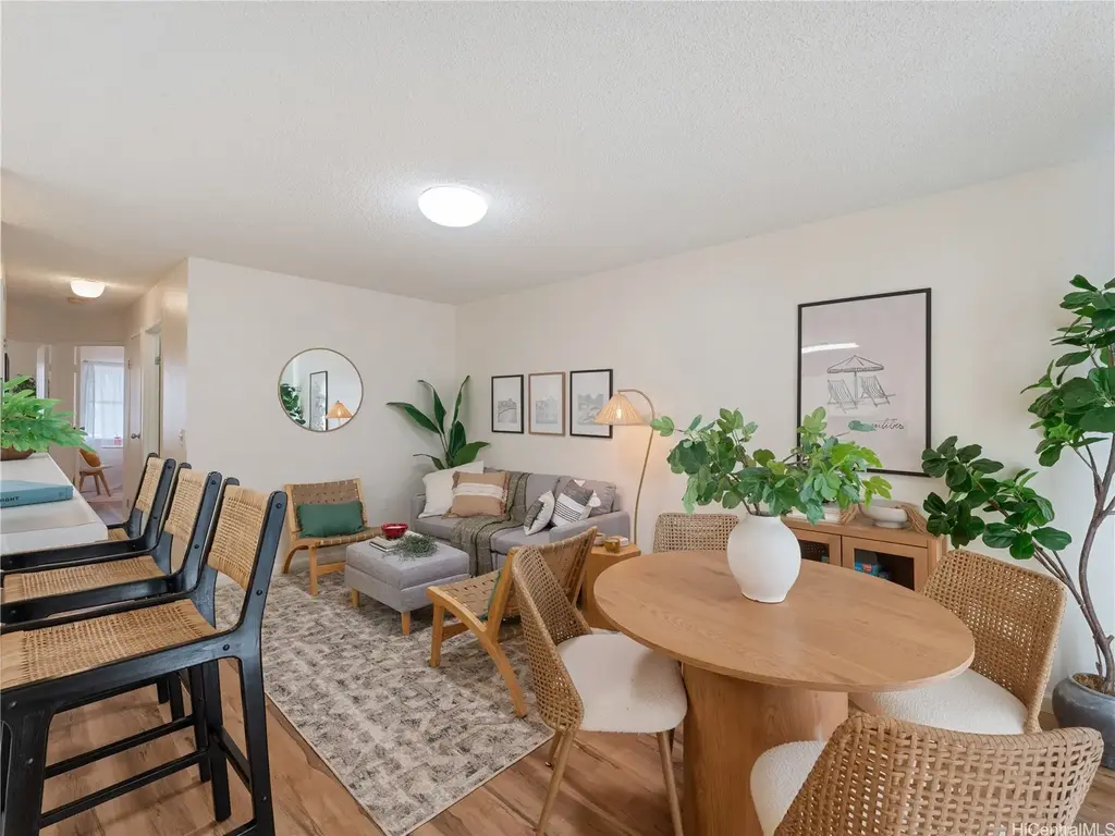 95-1063 Kaapeha Street # 131, Mililani