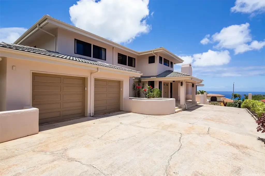154 Maono Place, Honolulu