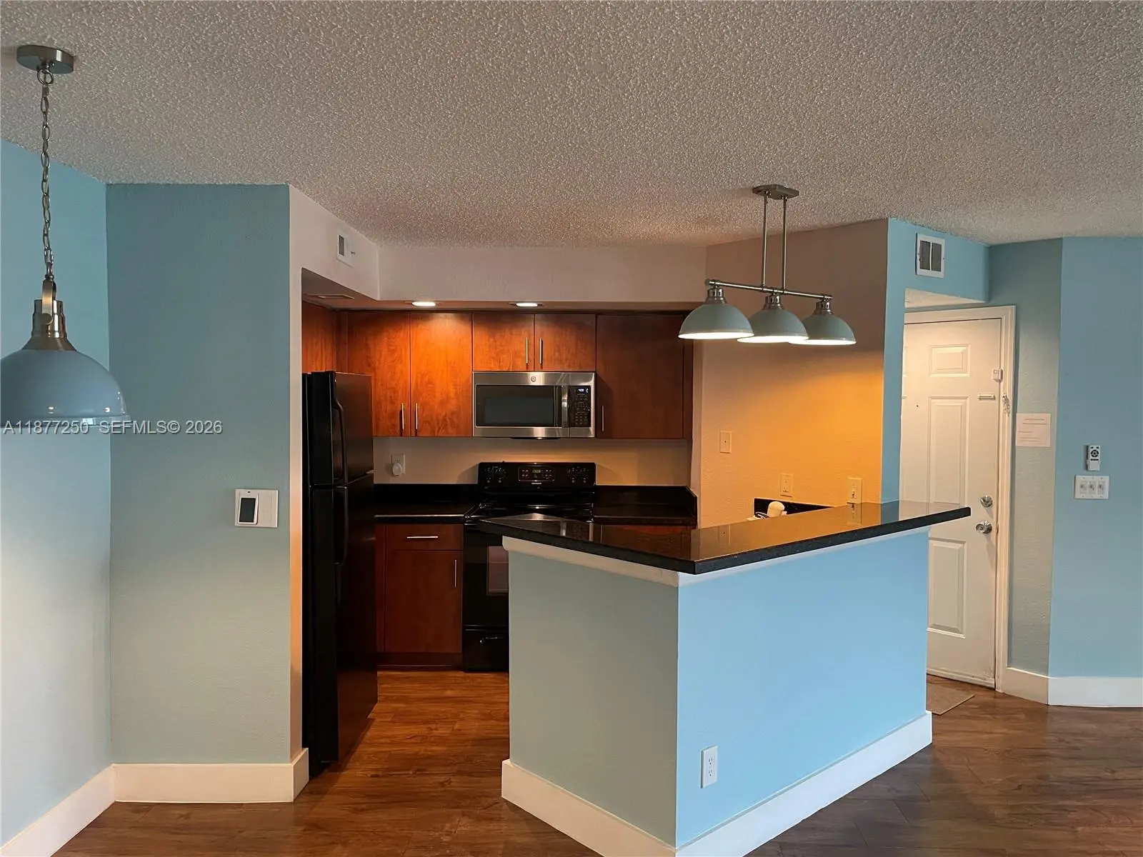 Photo of Listing #A11877250