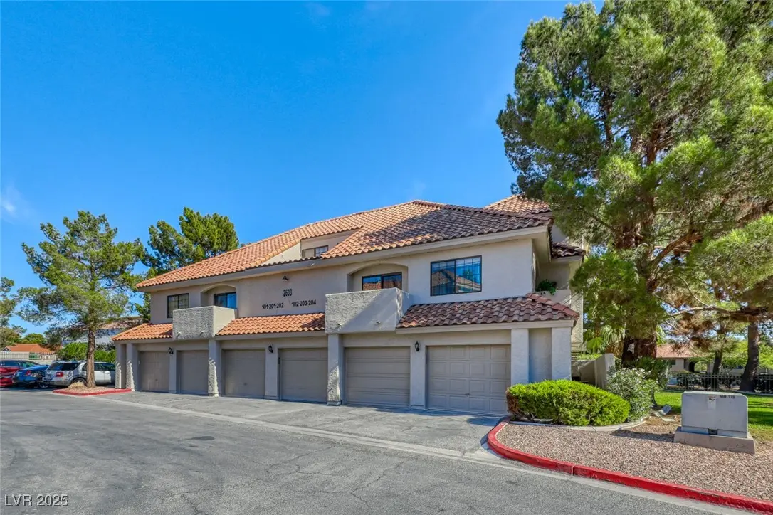 Photo of Listing #2713910