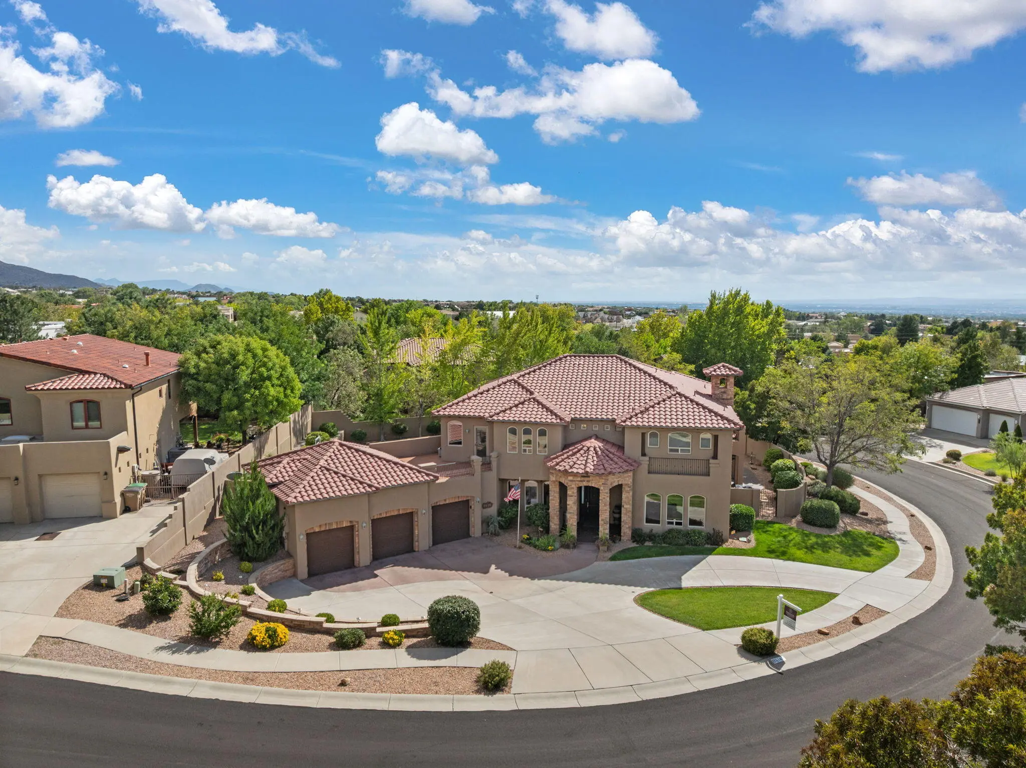 8614 Royal Glo Drive Ne, Albuquerque