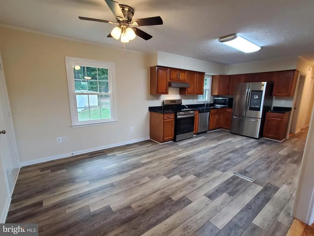 8346 White Shop Rd, Culpeper