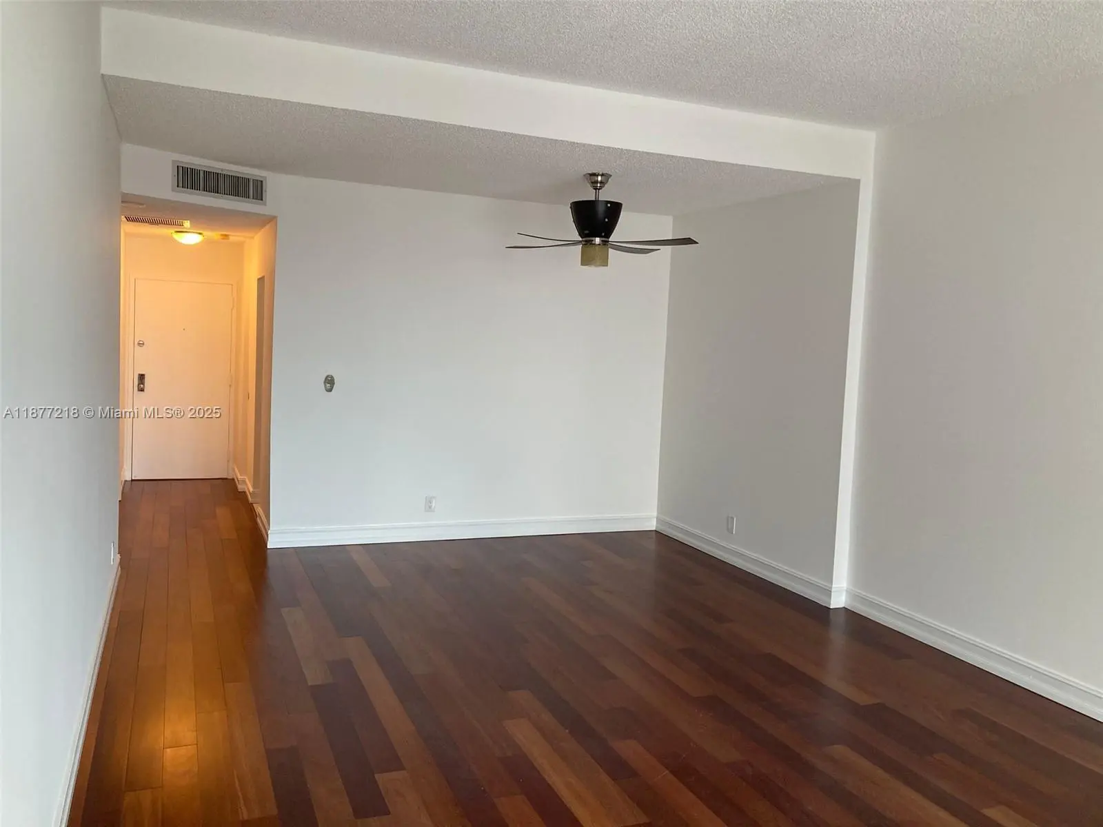 Photo of Listing #A11877218