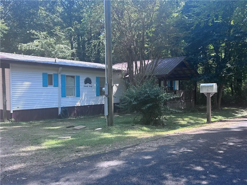 30 Trout Street, Perryville