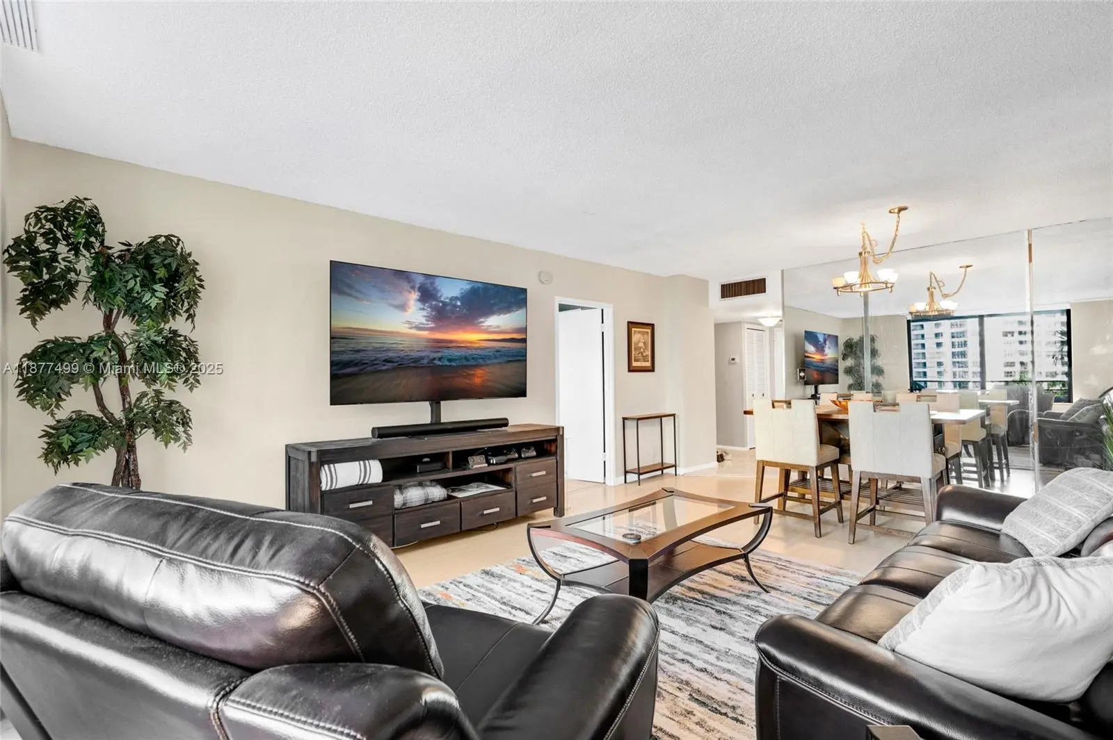 Photo of Listing #A11877499