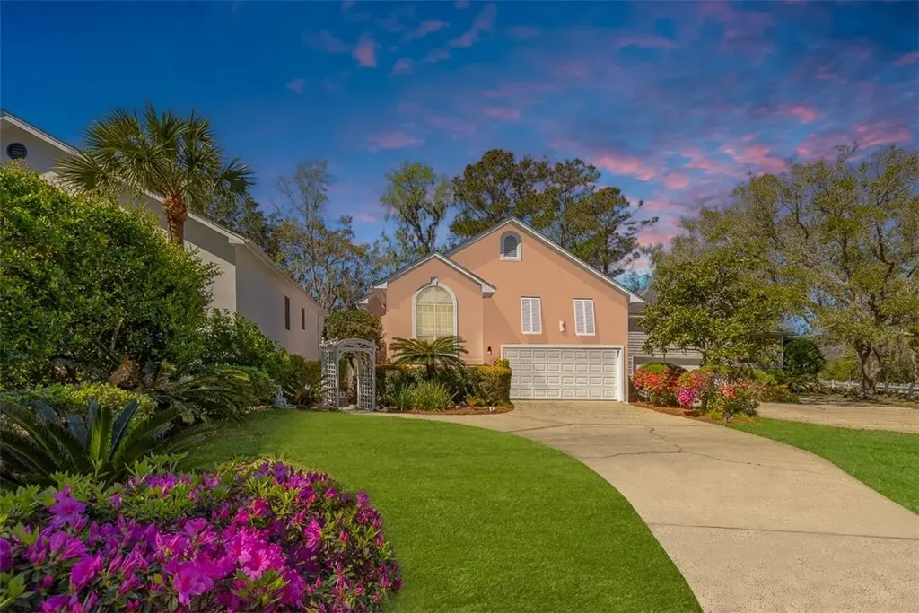 103 Turtle Point Court, St Simons Island