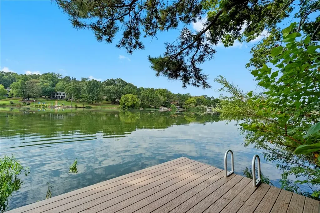 17 Devizis Drive, Bella Vista