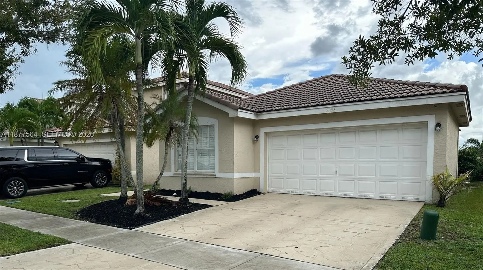 Photo of Listing #A11877564