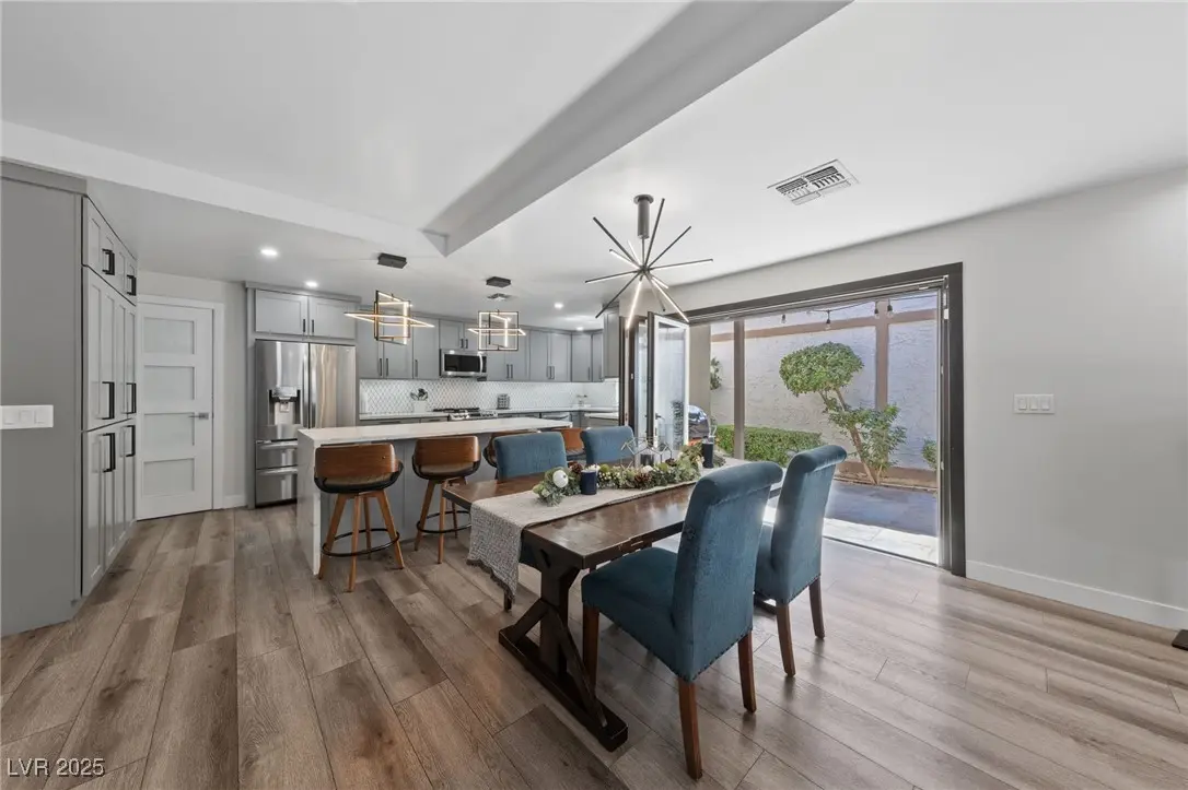 Photo of Listing #2717868