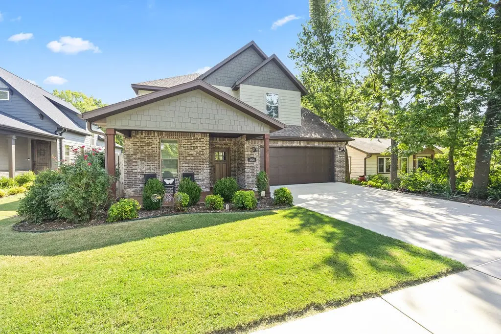 1626 S Price Avenue, Fayetteville