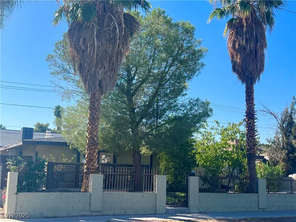 Photo of Listing #2718746