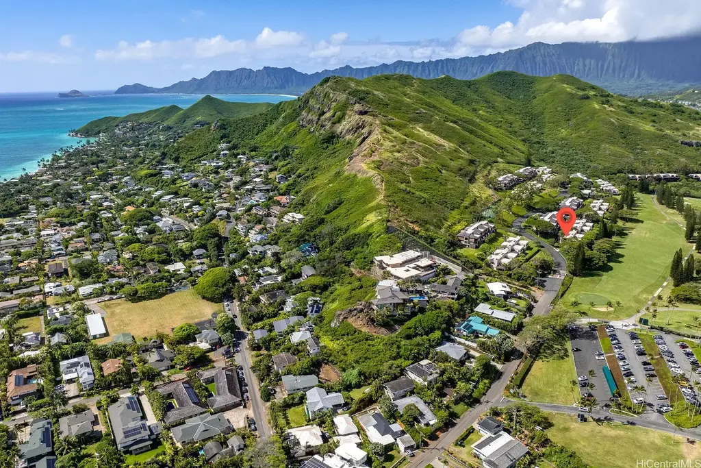 350 Kaelepulu Drive # 401, Kailua