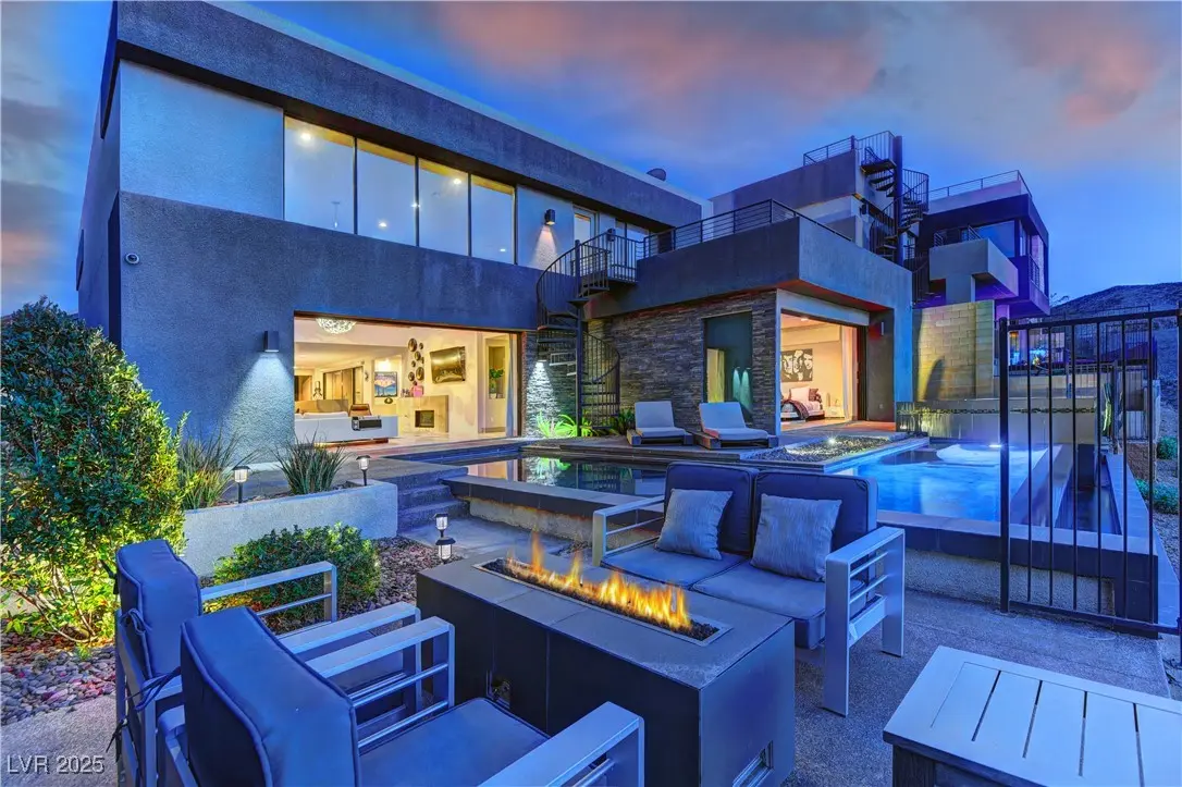 Photo of Listing #2718194