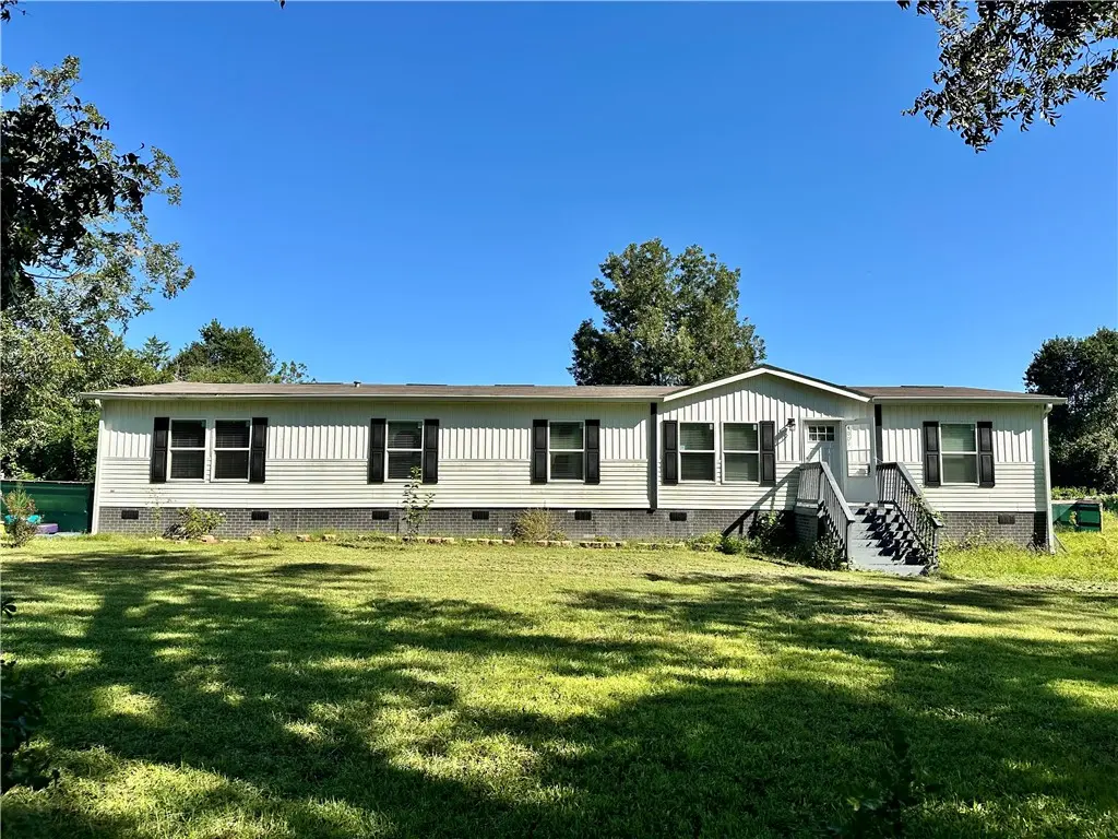 4003 Oxford Lane, Blackshear