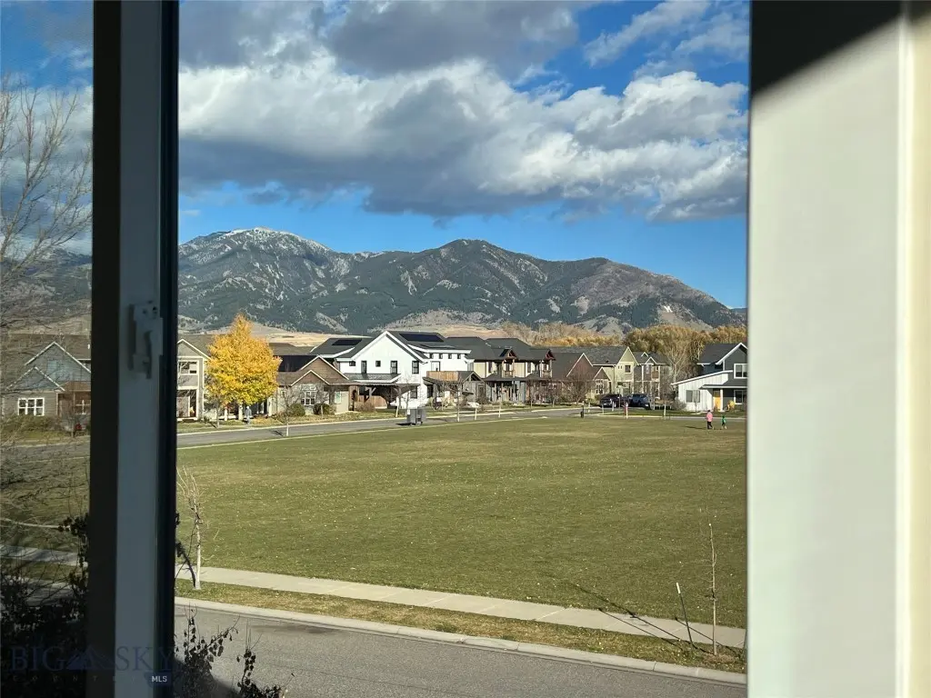 1033 N 14th, Bozeman