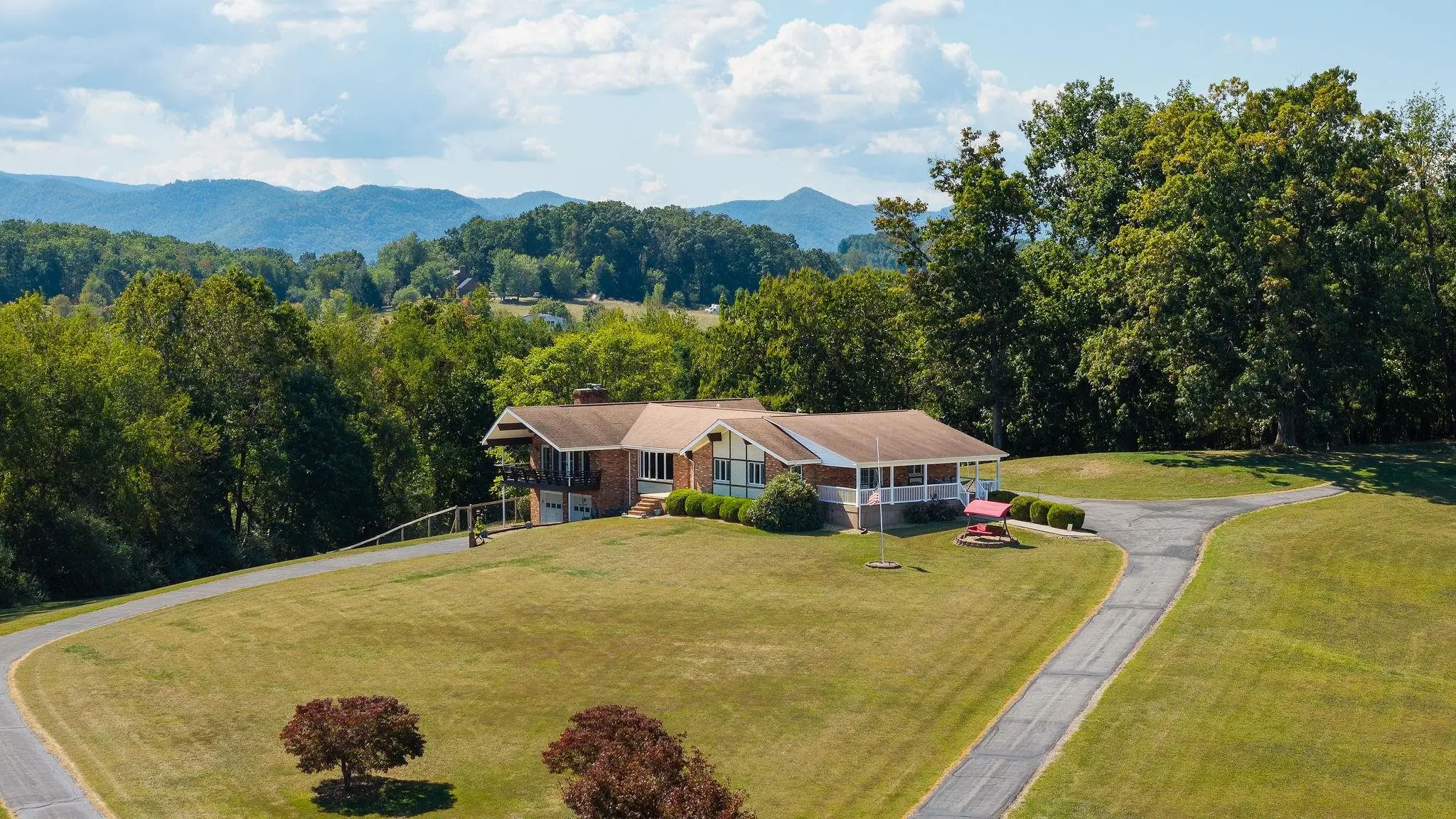 5323 Lee Jackson Hwy, Greenville