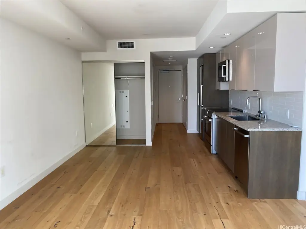 1001 Queen Street # 1607, Honolulu