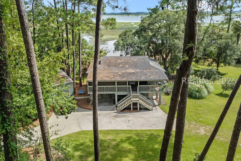 12 Pine Island Road, Bluffton