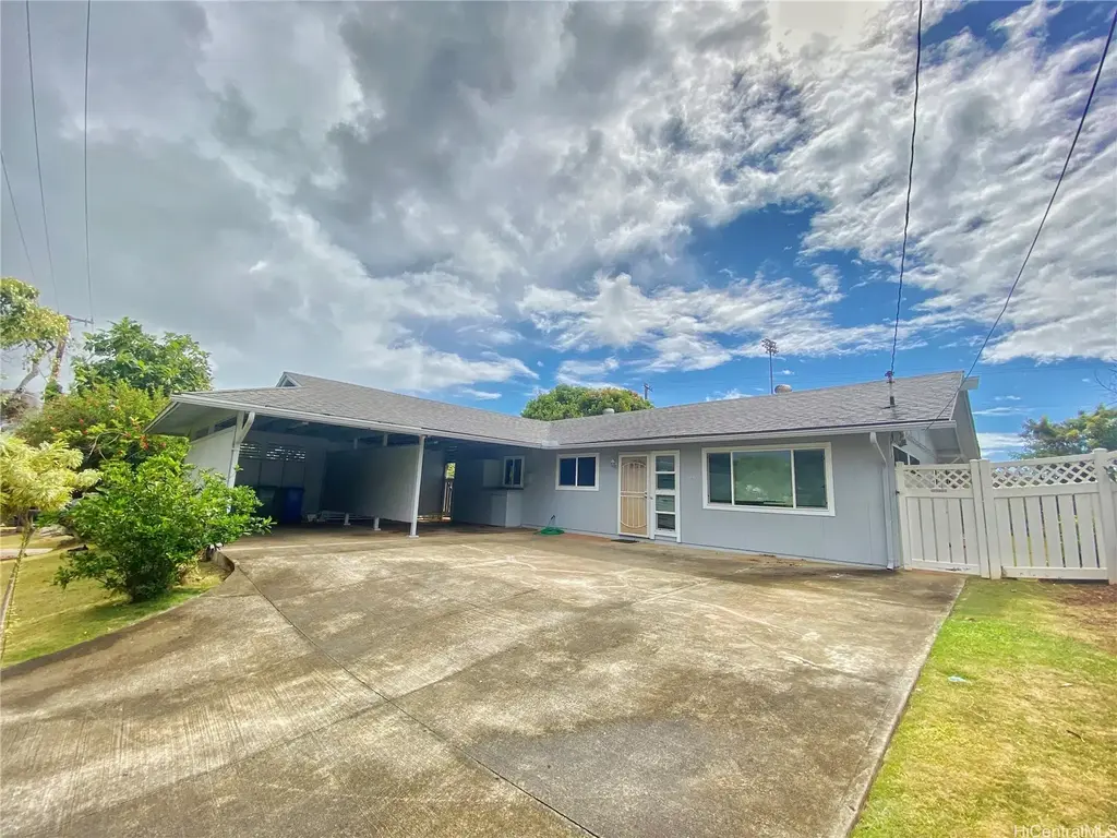 1247 Ulupii Street, Kailua